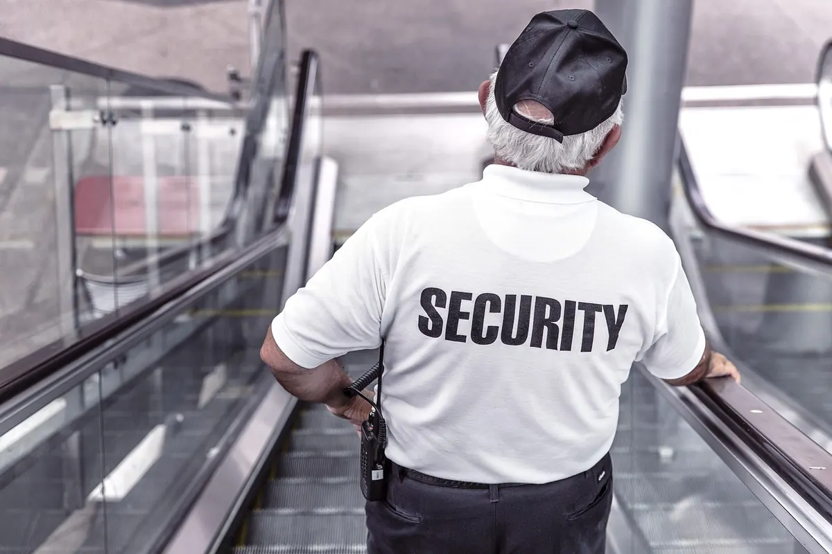 Vault Heist Red Flags: A Security Manager's Pre-Breach Checklist